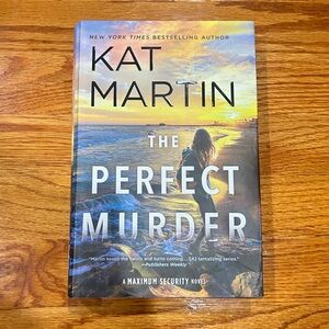 Hardcover novel: The Perfect Murder by Kat Martin